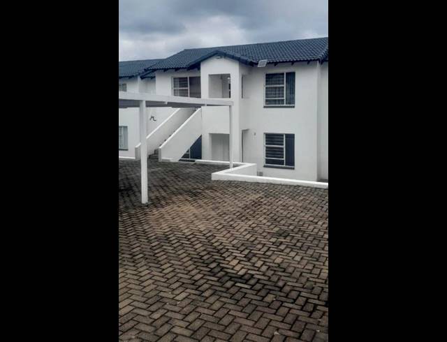 2 BEDROOM APARTMENT FOR SALE IN WELTEVREDEN PARK